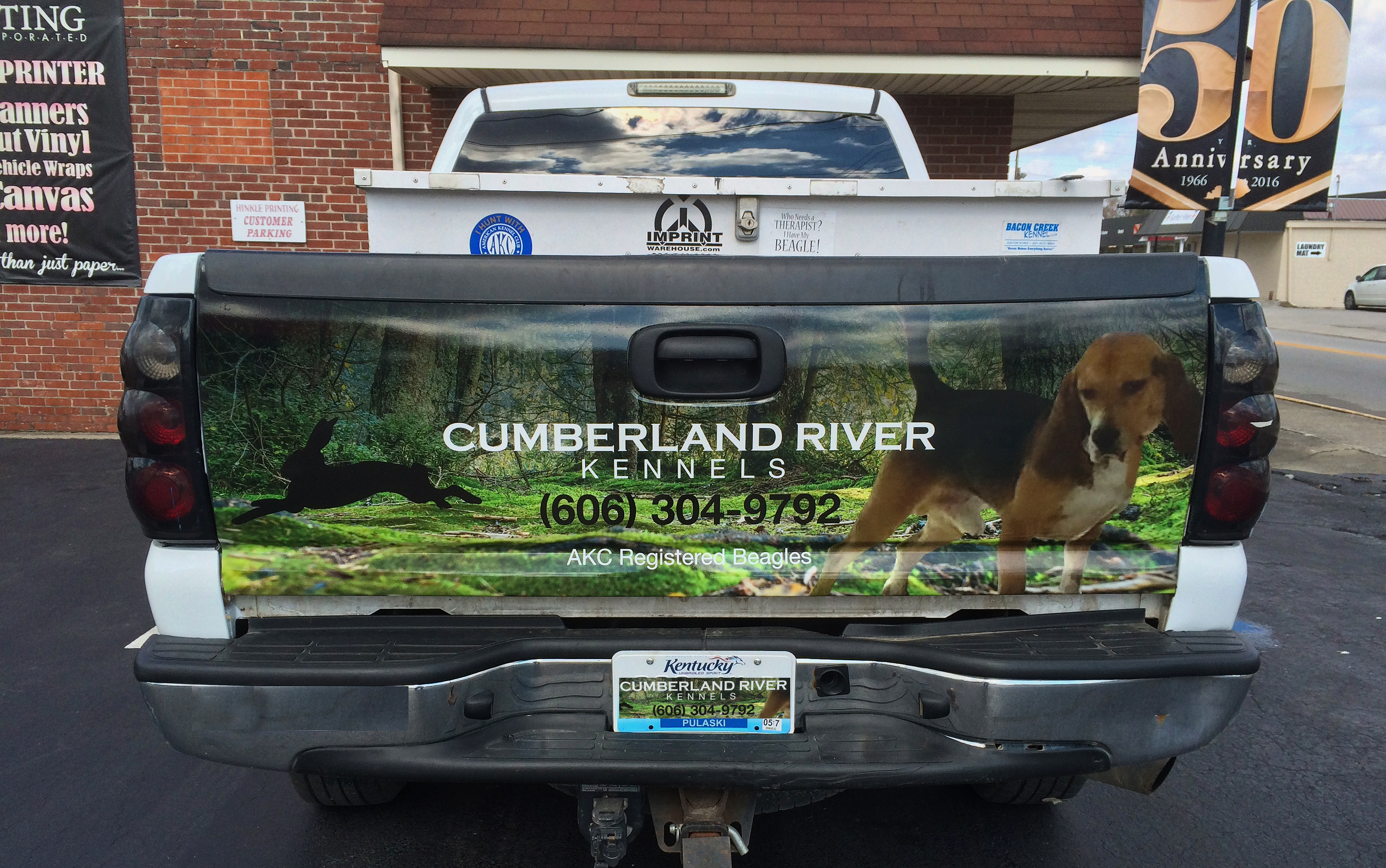 Advertising Signs Can Be Done in Many Ways! Advertising Can Be Done in Many Ways!